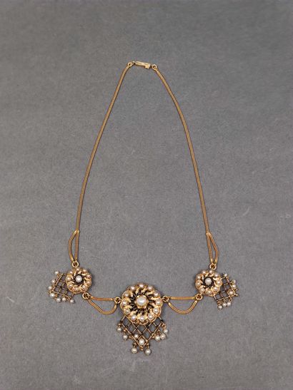 COLLIER colerette en or jaune 750° composé...