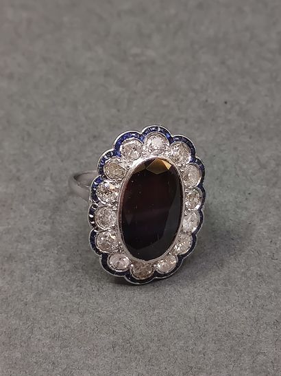 
BAGUE pompadour ornée de saphir en serti...