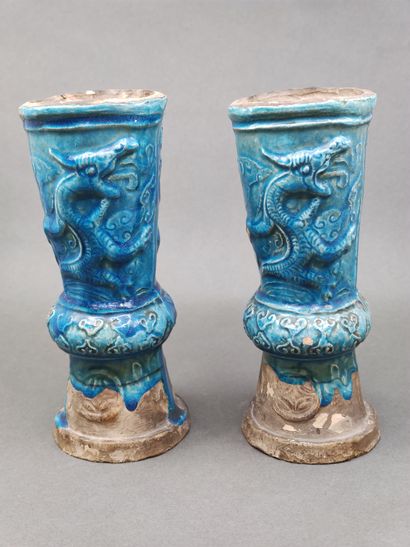 
CHINA - MING period (1368 - 1644)
A pair...