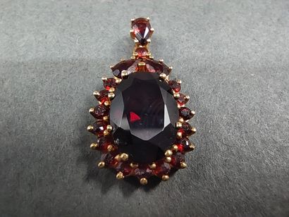 TRAVAIL Français du Xxeme siècle

BRACELET...