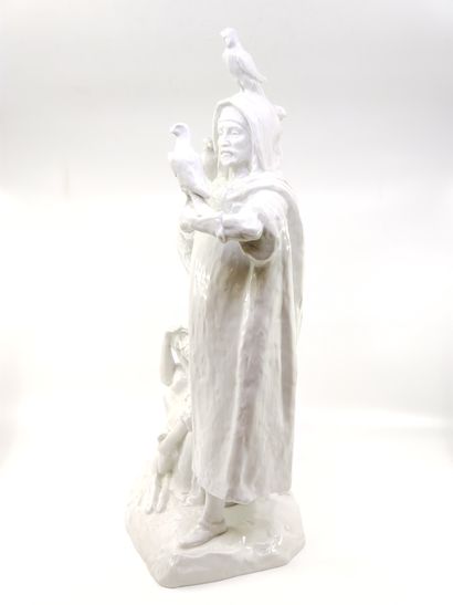 SANDOZ Édouard Marcel (1881-1971)

Le Fauconnier

Porcelaine...