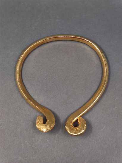 COLLIER torque en métal doré