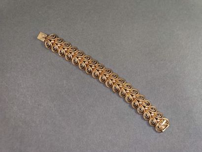 
BRACELET en or jaune 750° maille fantaisie



Travail...