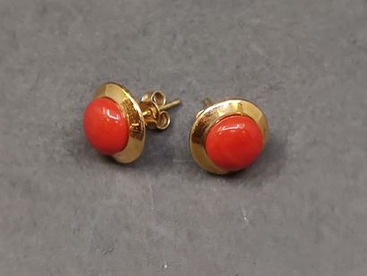 PAIRE de boucle d'oreilles, cerclage en or...