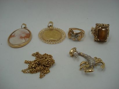 2 Bagues Or,pierre et diamants 13,36 g 3...