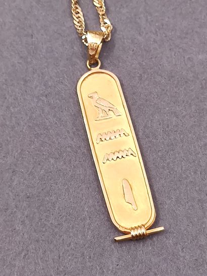 CHAINE en or jaune 750° ornée d'un pendentif...
