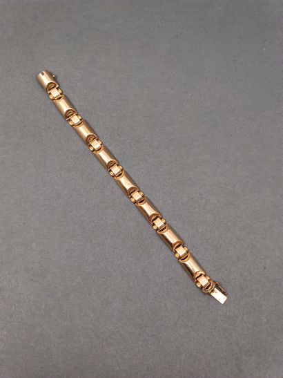 Travail Français

BRACELET tank Art Deco...