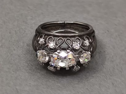 
TRAVAIL FRANCAIS



BAGUE en or 750° noirci...