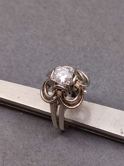TRAVAIL Français circa 1950

BAGUE dôme en...