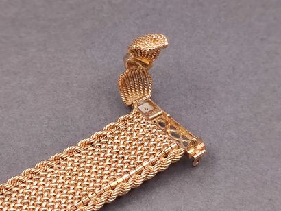 IMPORTANT bracelet ceinture en or jaune 750°...