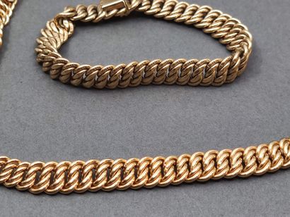 PARURE en or jaune 750° 

COLLIER maille...