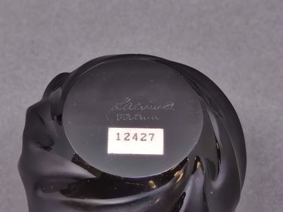 LALIQUE France 

Deux flacons à parfum en...