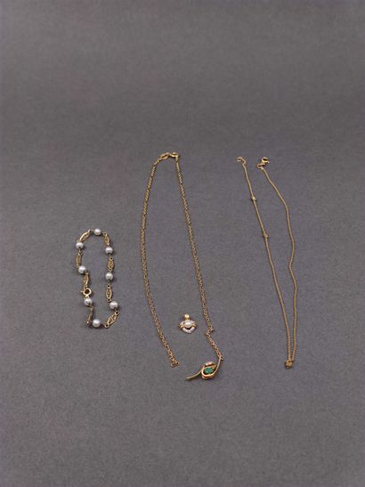 
LOT d'or 750 comprenant :




Collier cassé...
