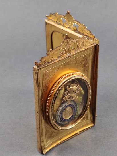 MEDAILLE militaire en argent 1870, trophée...
