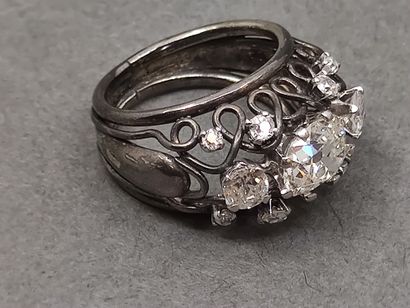 
TRAVAIL FRANCAIS



BAGUE en or 750° noirci...