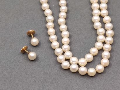 COLLIER sautoir de perles, fermoir à cliquet...