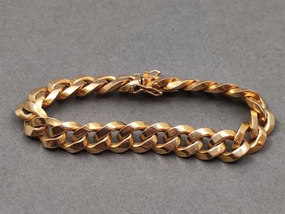 BRACELET maille gourmette en or jaune 750°...