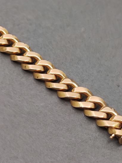 BRACELET maille gourmette en or jaune 750°...