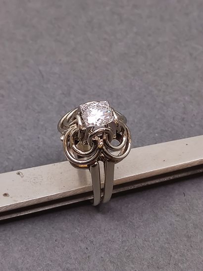 TRAVAIL Français circa 1950

BAGUE dôme en...