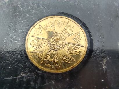 PIECE DE 10 francs or Napoléon 1864 frappe...