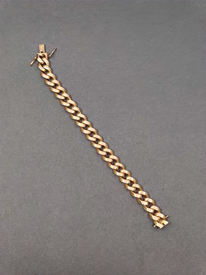 BRACELET maille gourmette en or jaune 750°...