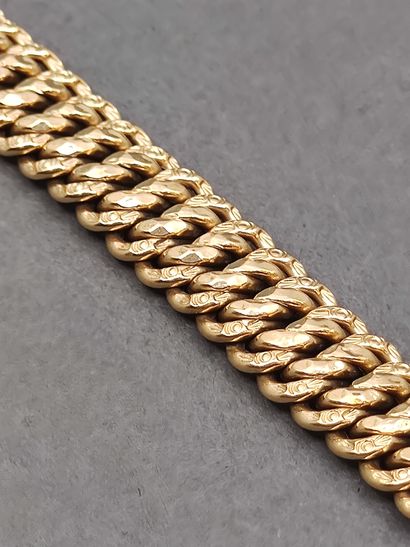 BRACELET maille américaine en or jaune 750°...
