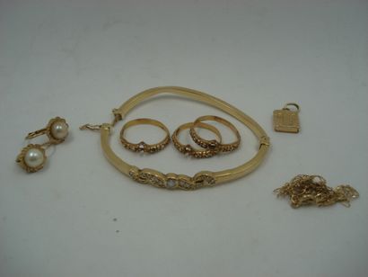 3 Bagues Or 18kt et pierres 4,02 g pierres...