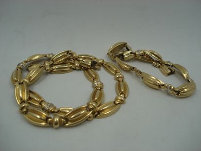 1 Collier Or 18kt et pierres 31,90 g déterioré...