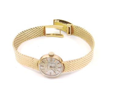 OMEGA 

Montre bracelet de dame en or jaune...