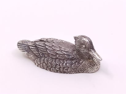 le canard petite sujet en argent 

poincon...