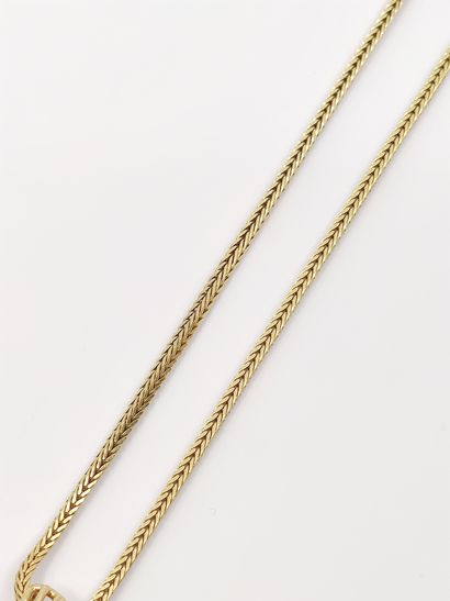 COLLIER en or 18kt supportant un PENDENTIF...