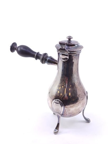 Chocolatiere tripode en argent 

Epoque Empire

Bec...