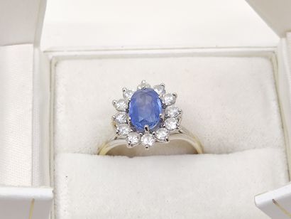 BAGUE marguerite en or jaune 750°, ornée...