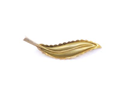 BROCHE feuille en or jaune 18 kt

Poids :...