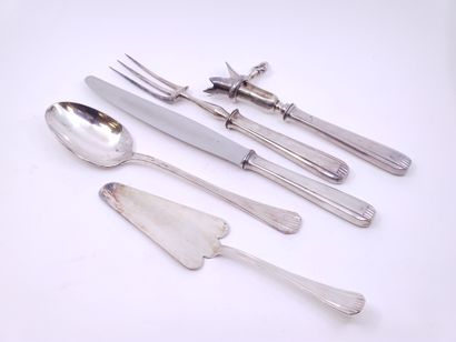 ALFENIDE menegere de 93 pieces en metal argente...