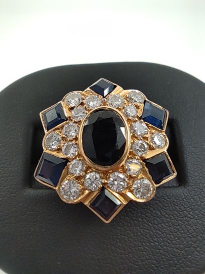 BAGUE en or 750° ornée de diamants et de...