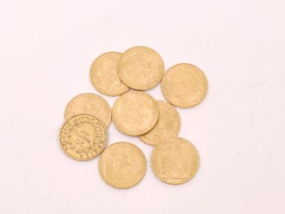 LOT de neuf pièces d'or dont :

Huit 20 francs...
