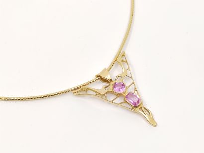 COLLIER cable en or 750° supportant un pendentif...