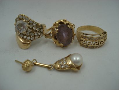 3 Bagues Or 18kt et pierres 14,38 g déteriorées...