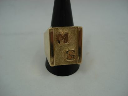 1 Bague chevalière Or 18kt 52,68 g initiales...