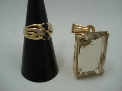 1 Bague Or 2 tons 18kt et pierres 2,78 g...