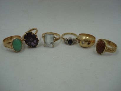 5 Bagues Or 18kt pierres et diamants 32,79...