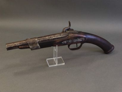 
pistol of officer with flint transformed...
