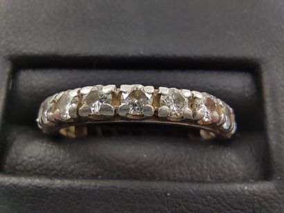 ALLIANCE in white gold 750° set with modern...