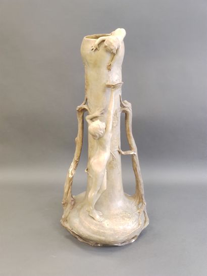 Large soliflore vase in patinated plaster...