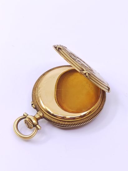 
Neck watch in gold 750° finely chased with...