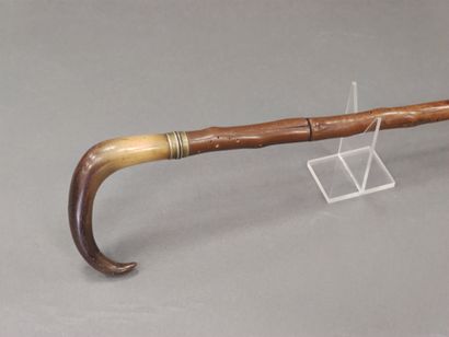 sword cane

Neflier wood shaft with triangular...
