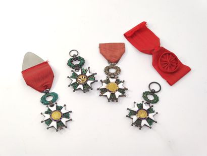 France

Set of four silver legions of honor...