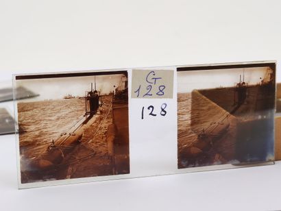 
Stereoscopic wooden viewer 




We join...