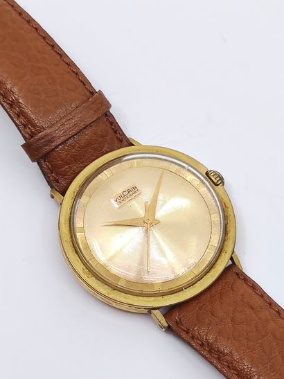 VULCAIN CENTENARY

Bracelet watch, round...
